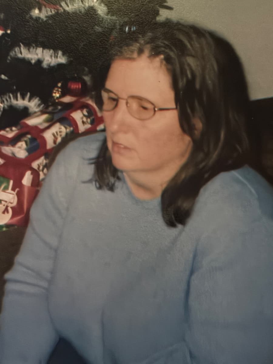 Photo of Carol J Mason