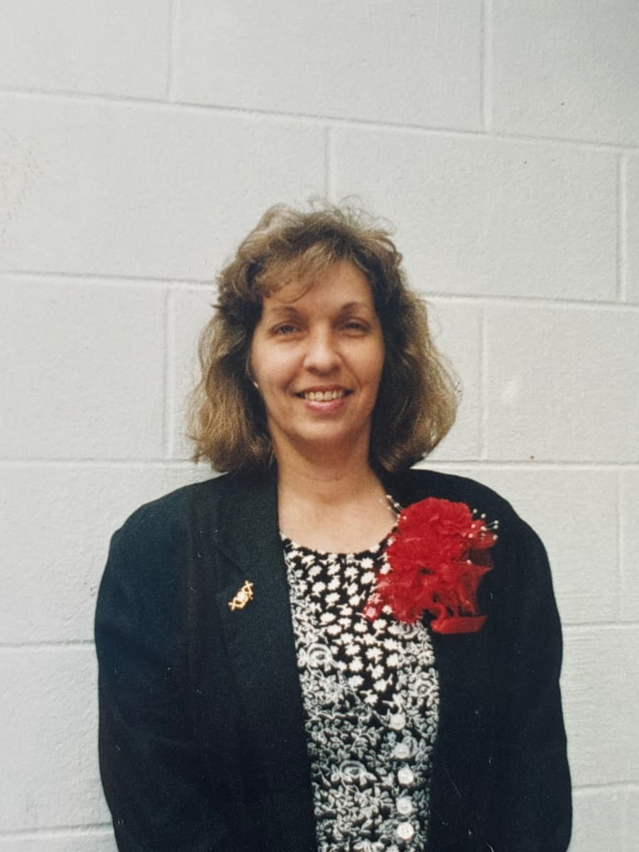 Photo of Vicky Thadella Graves-Poor