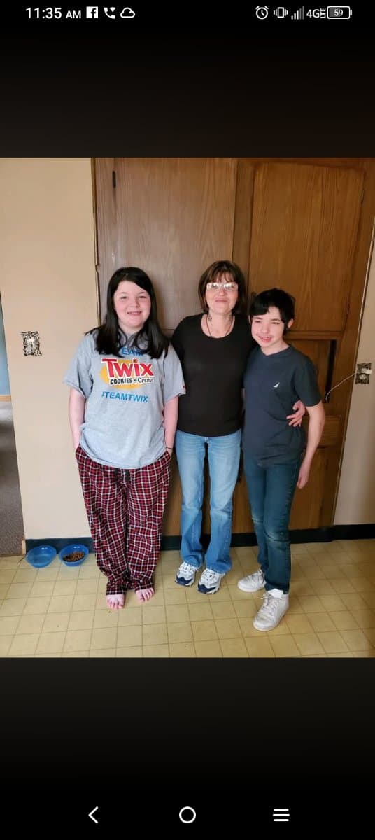 Photo of Michele Lashbrook mother daughter sister friend