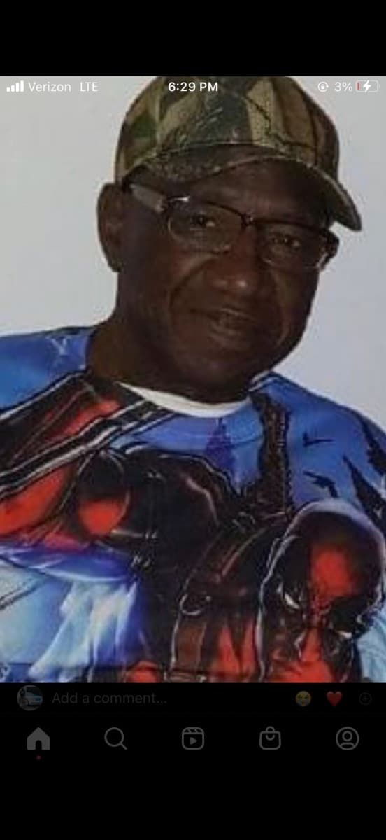 Photo of Earnest l Walker