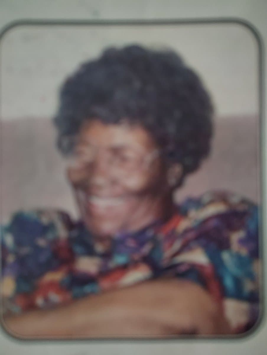 Photo of Anita Carson