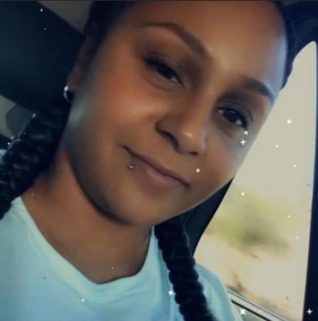 Photo of Amanda Peterson