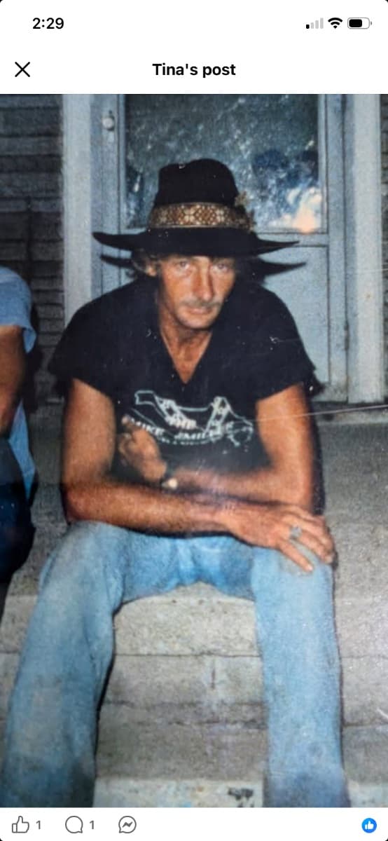 Photo of Gary Riley