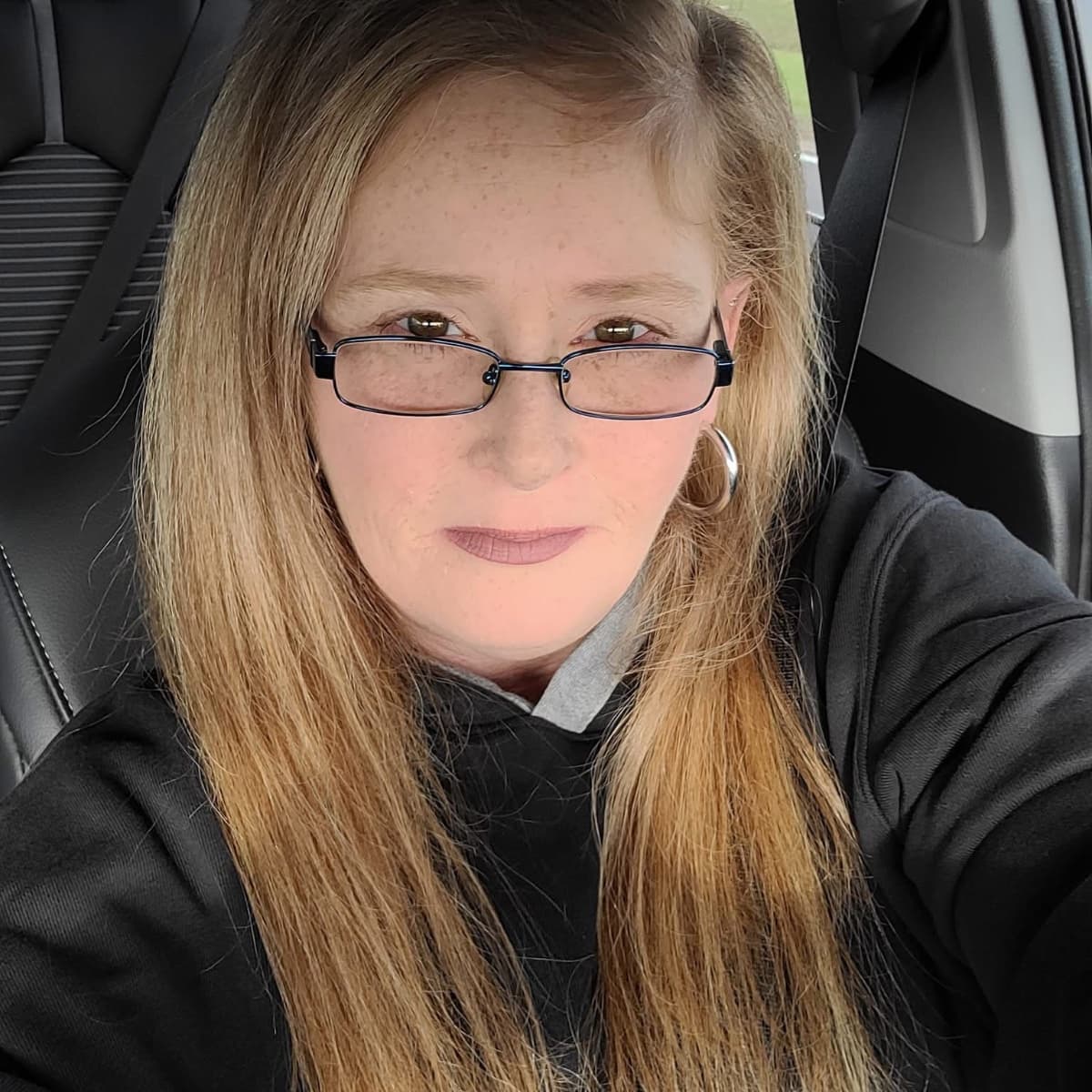 Photo of Elizabeth V. Lewis (Caleo)