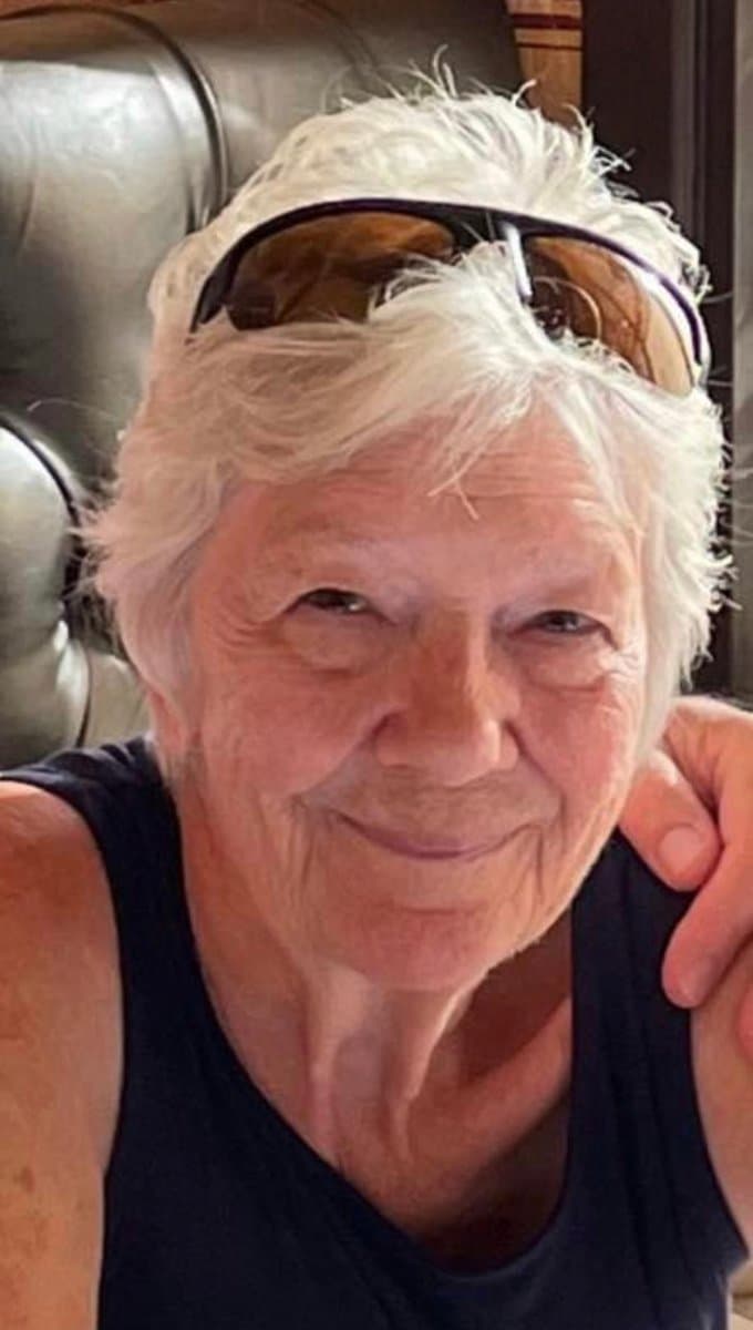 Photo of Patricia Lynn Holous