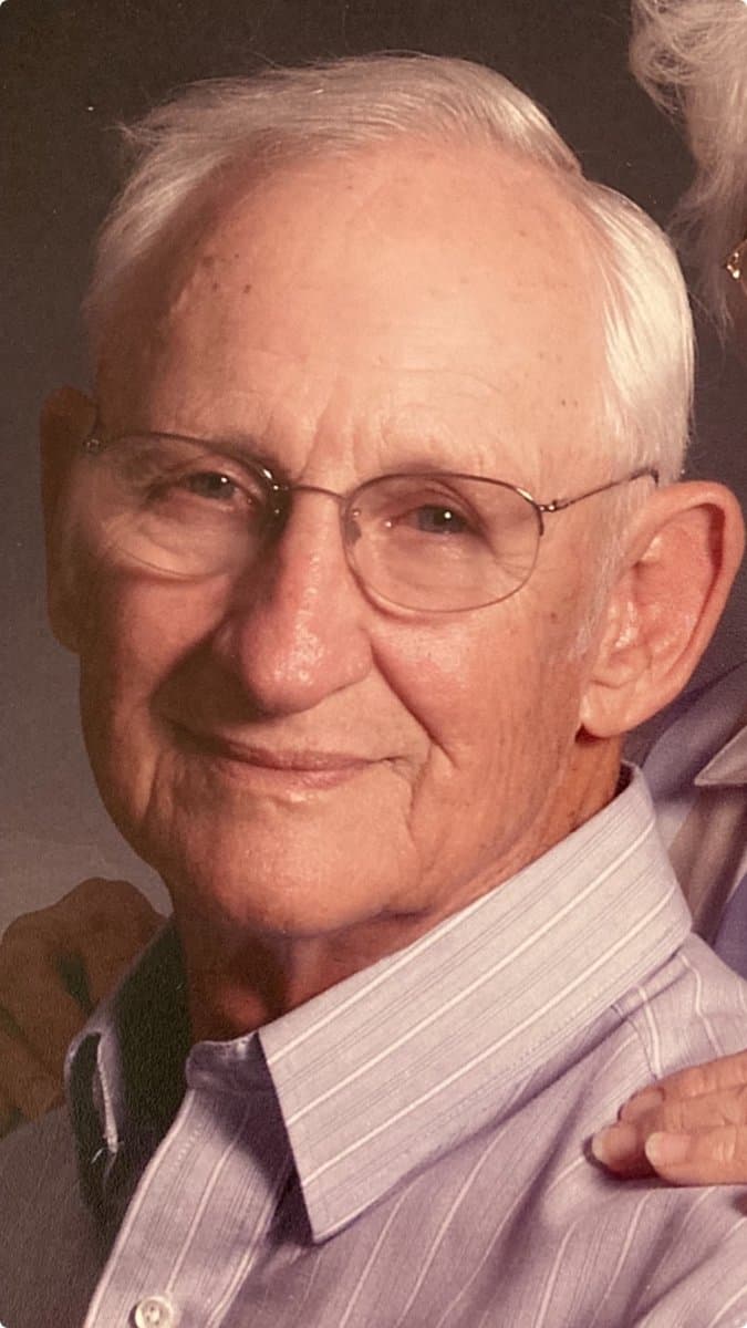 Photo of Vernon Hornell
