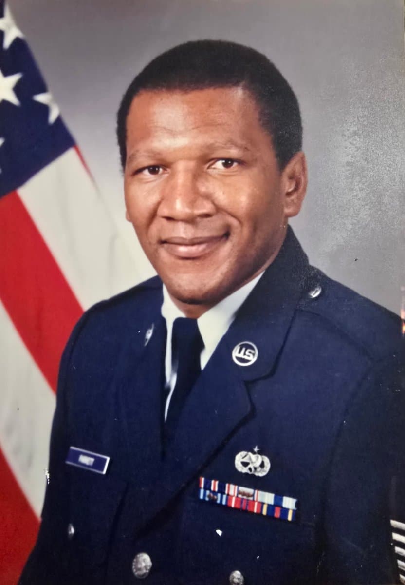 Photo of Lamar V. Parrett