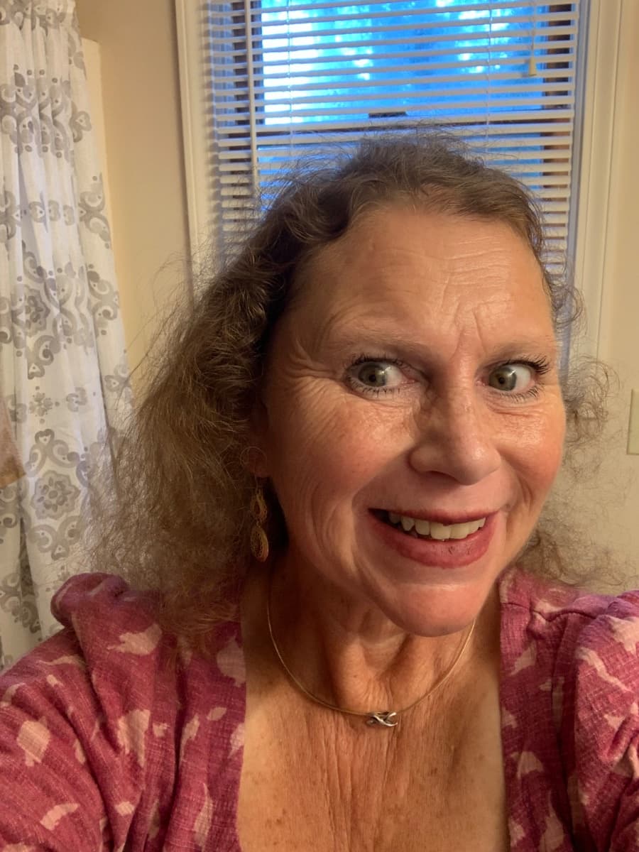 Photo of Pamela Curtis