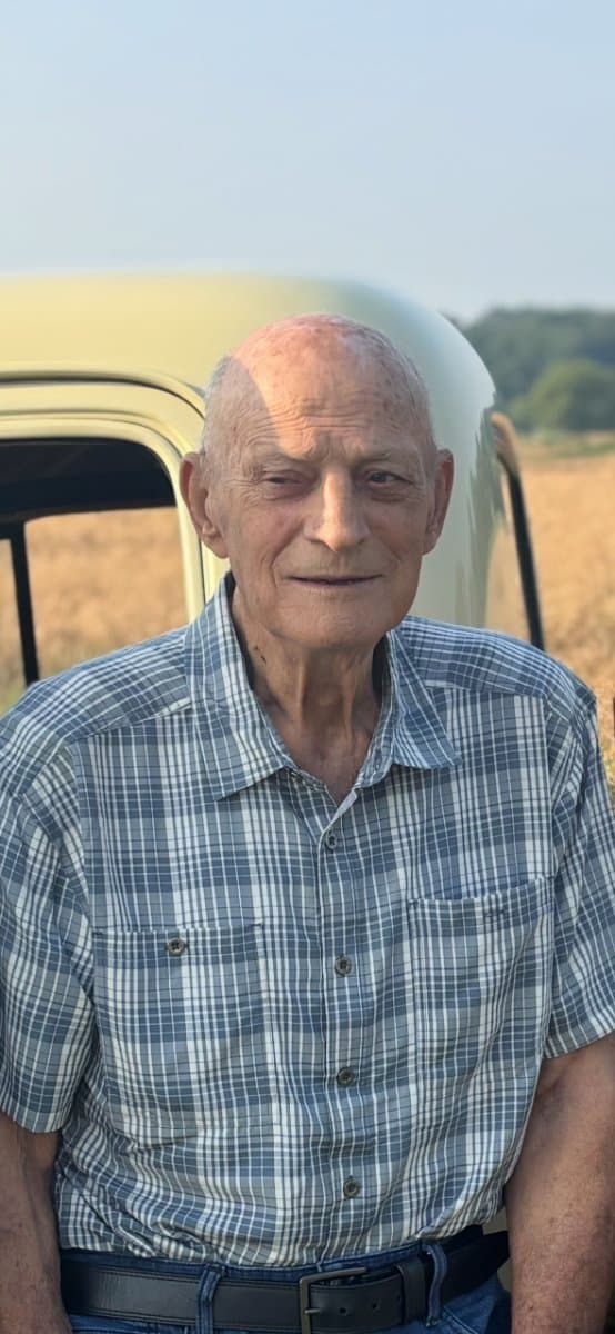 Photo of Robert L. Hummel