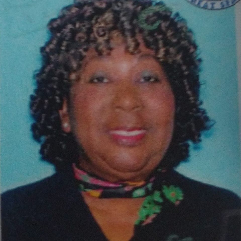 Photo of Shirley Santee