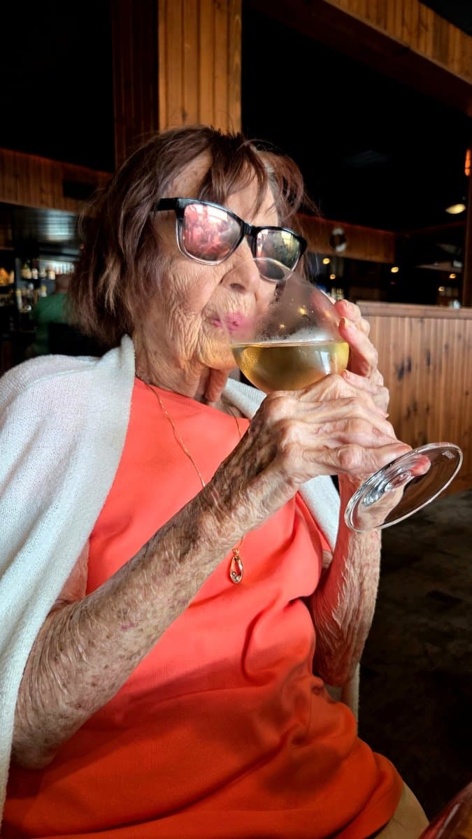 Photo of Shirley Noble