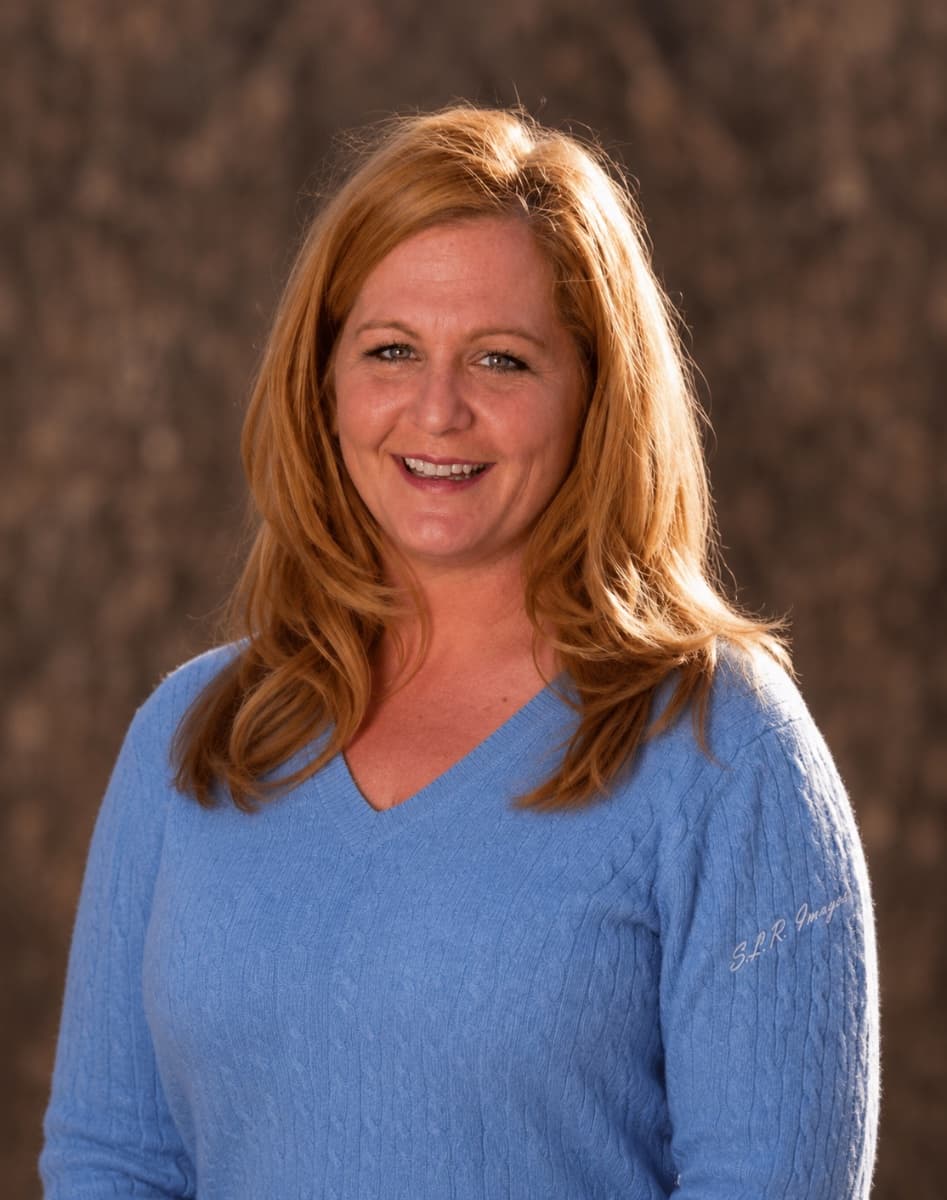 Photo of Holly Reynolds