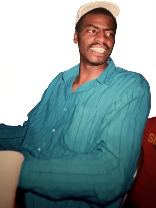 Photo of Robert Phillips Jr.