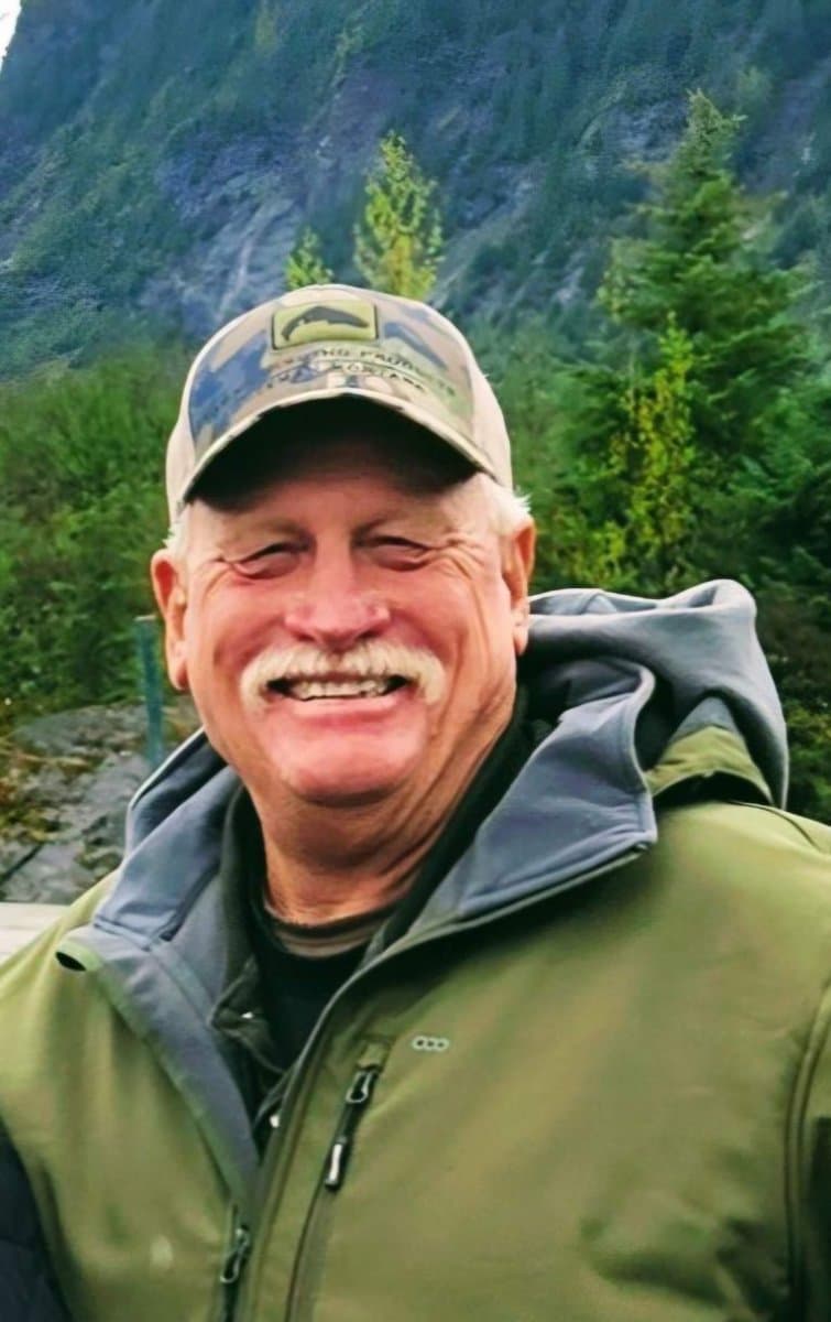 Photo of Robert Hamilton