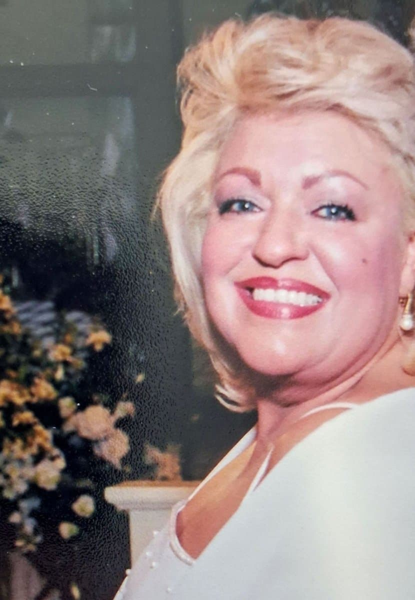 Photo of Yvonne Pacheco