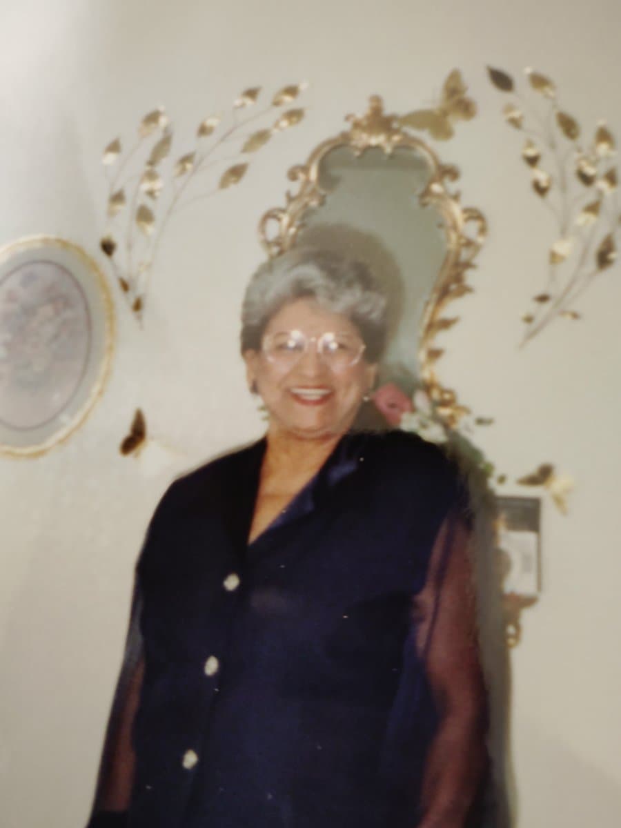 Photo of Leonila Quinoñez Quinbar