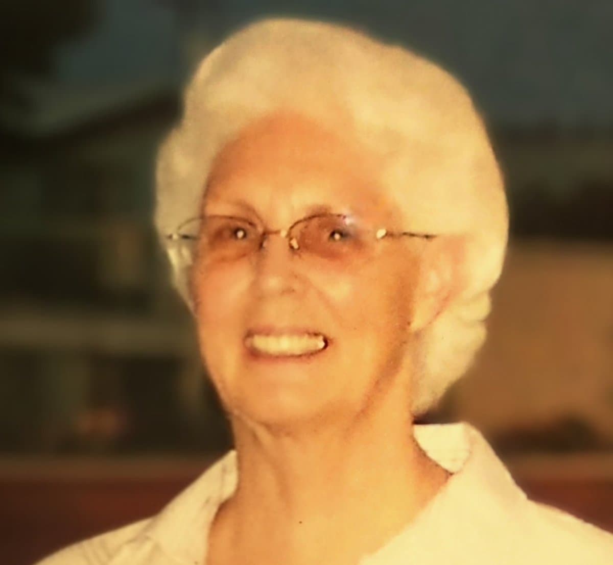 Photo of Linda Roberts