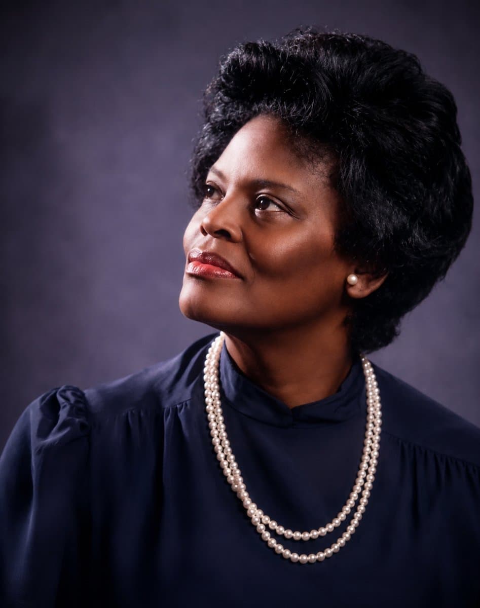 Photo of Esther Lee Smith