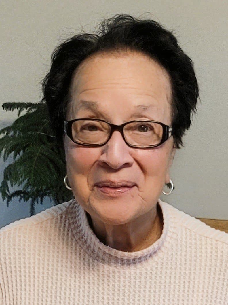Photo of Lucretia Howitt