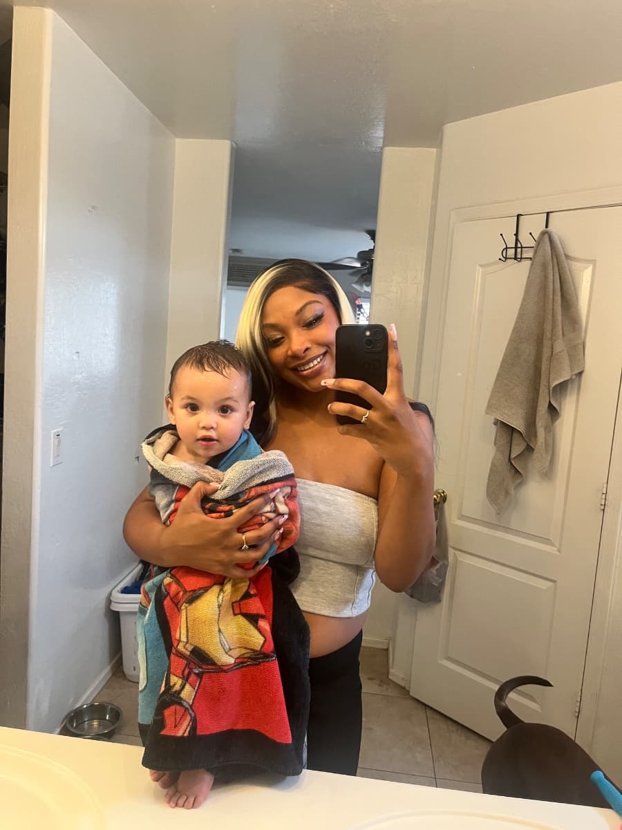 Photo of Justice Noa