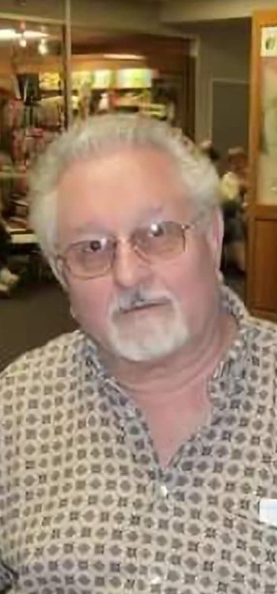 Photo of Lynn Eckes