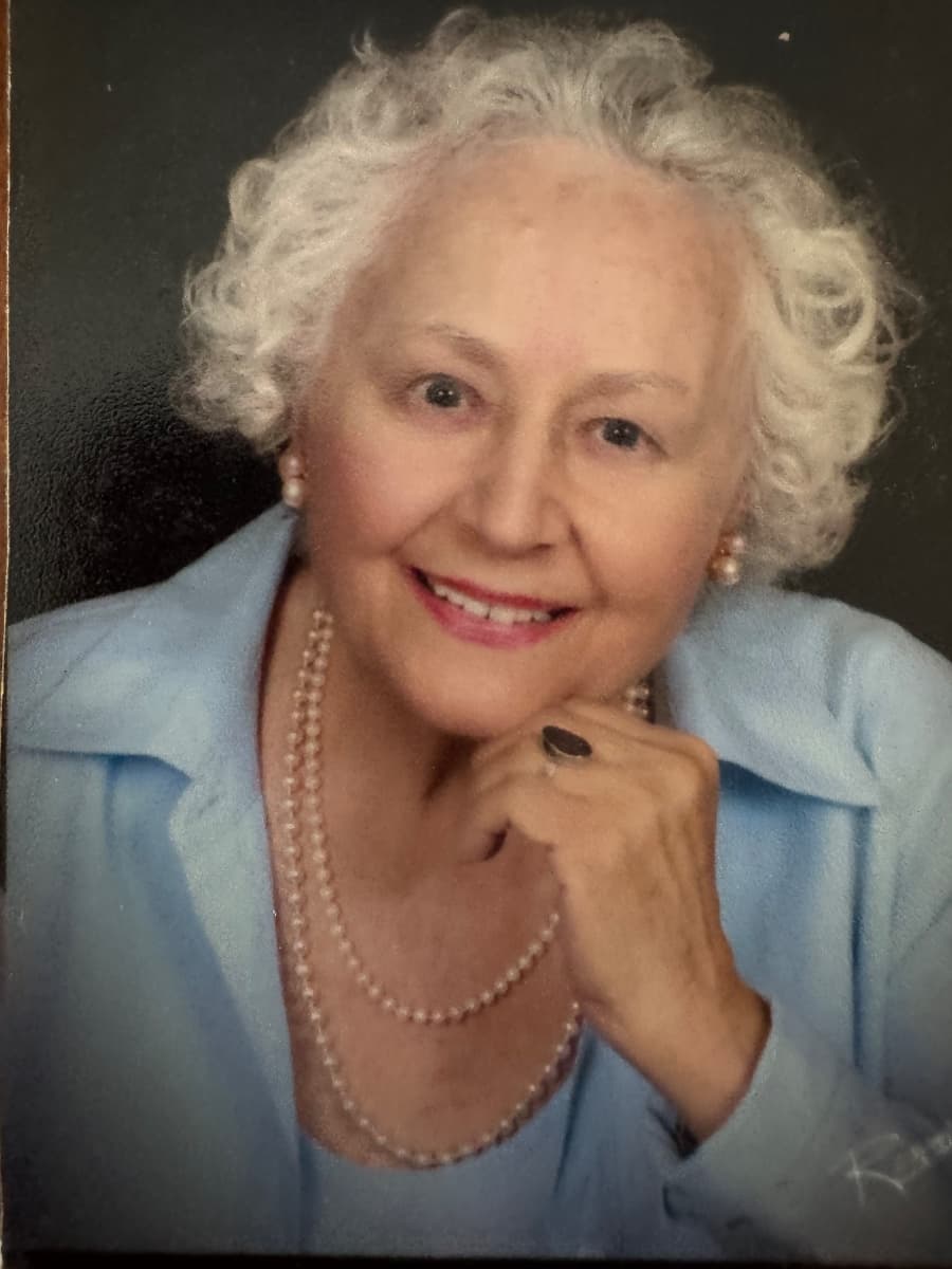Photo of Theresa Stewart