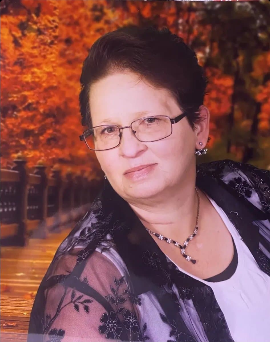 Photo of Angela Short