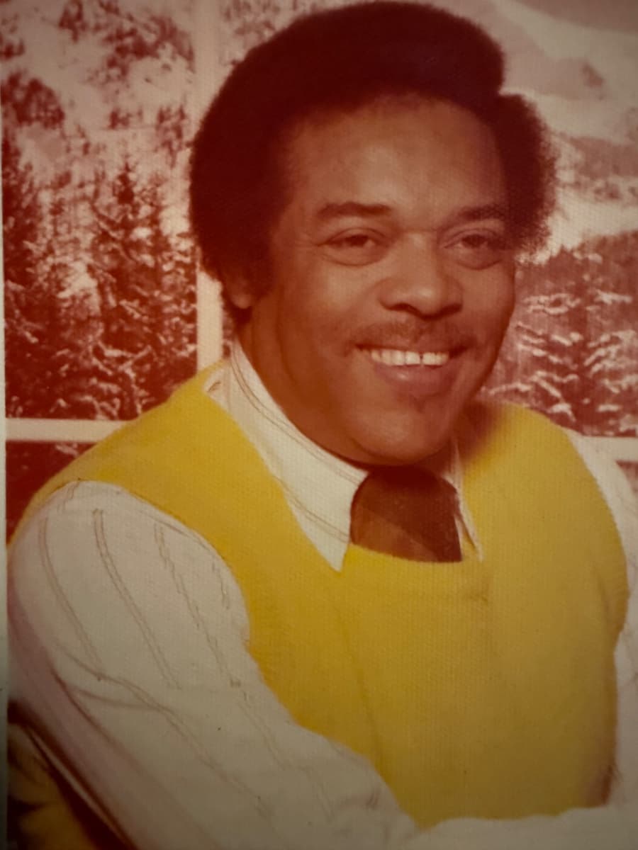 Photo of Edward Harris Jr