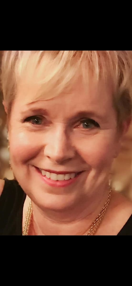 Photo of Karen DeLoia