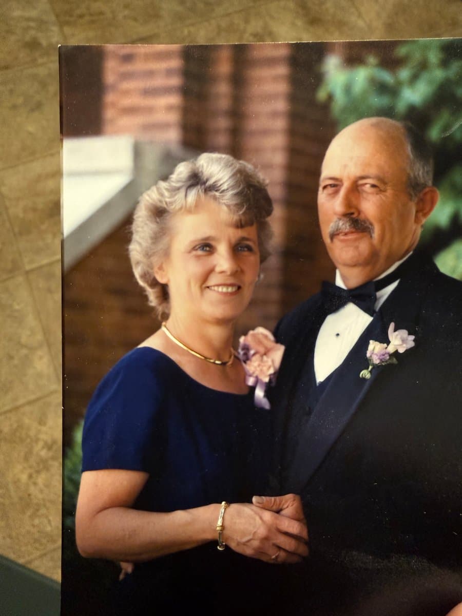 Photo of Kathy Ellis