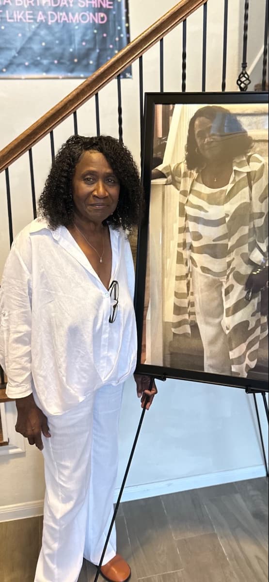 Photo of Henrietta Ross