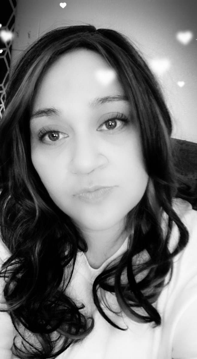 Photo of Anne Marie Sifuentes