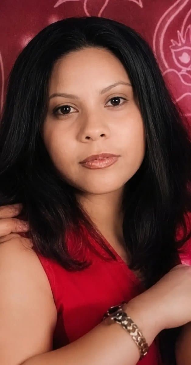 Photo of Annette Saucedo Thompson
