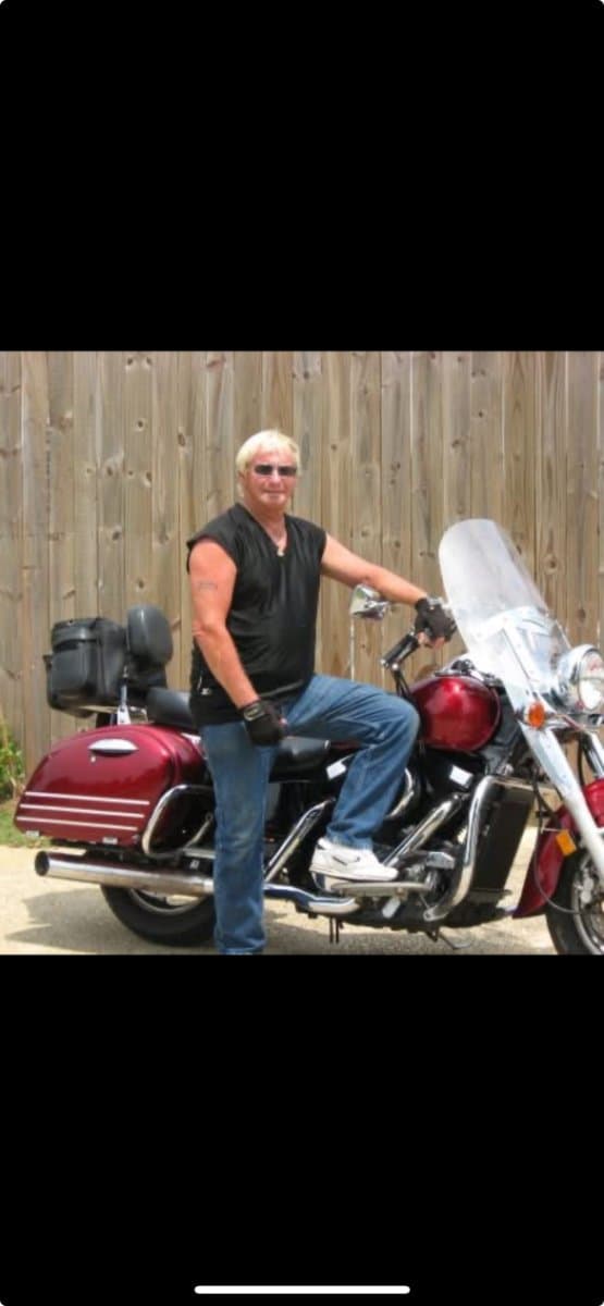 Photo of Wayne Bates