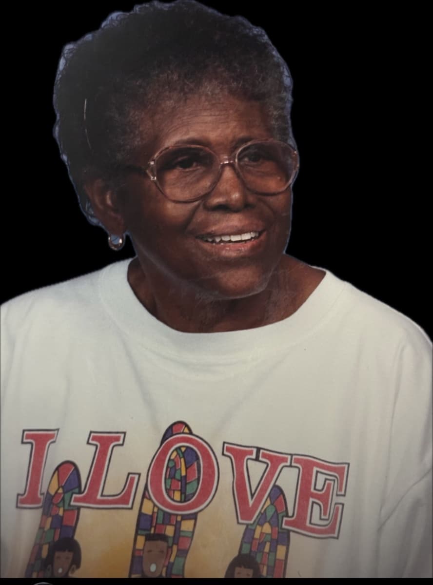 Photo of Annie Ruth Lovelace
