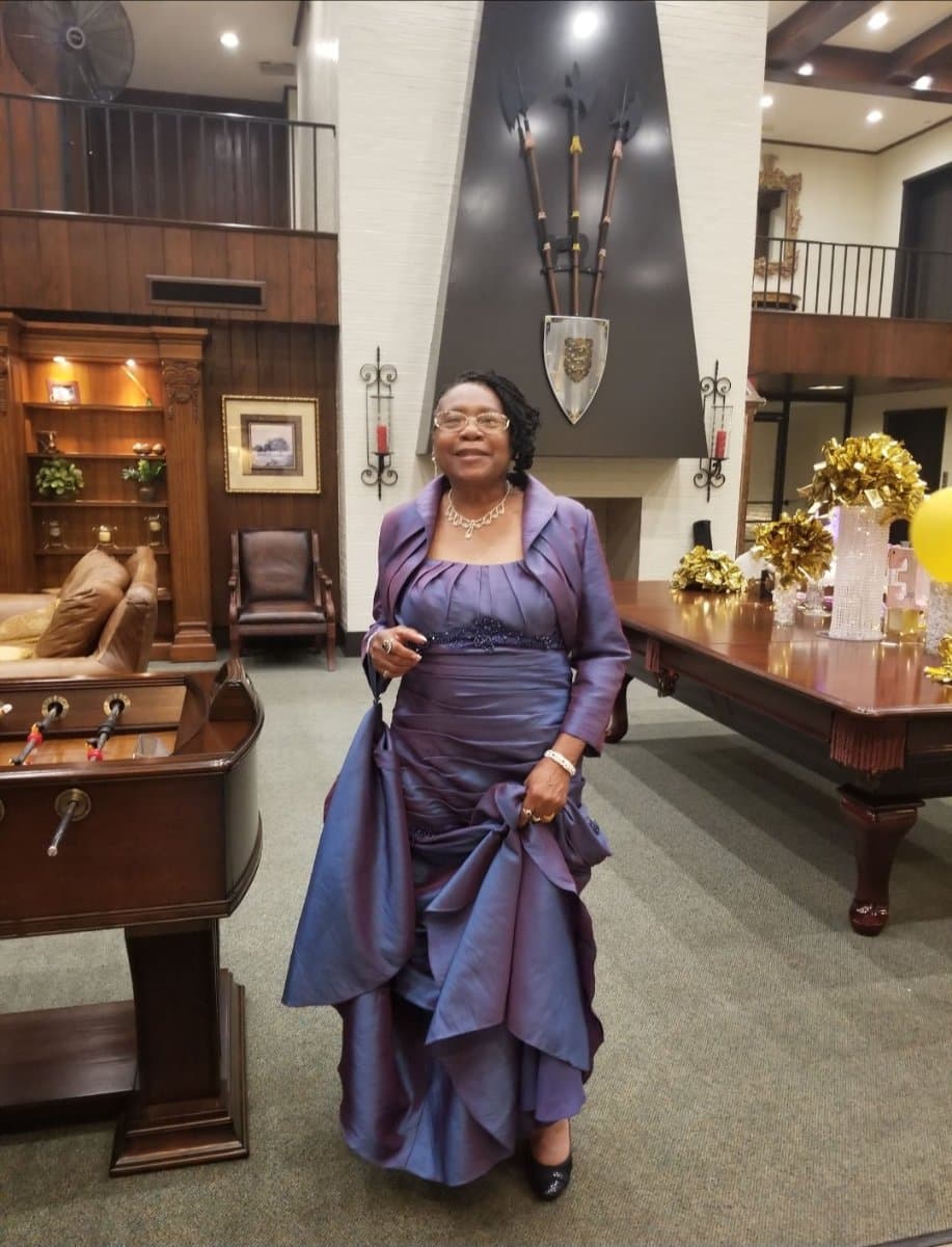 Photo of Minister Beatrice Roberts