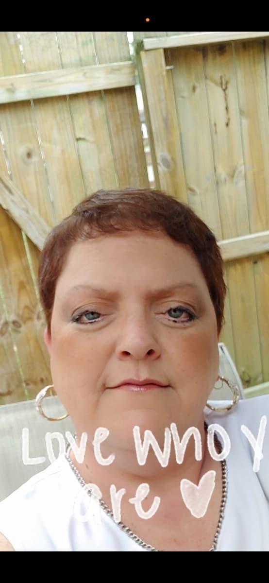 Photo of Paula Hendrickson