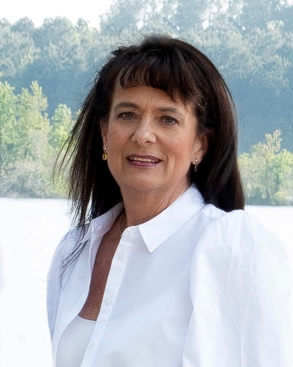 Photo of Dana Tart
