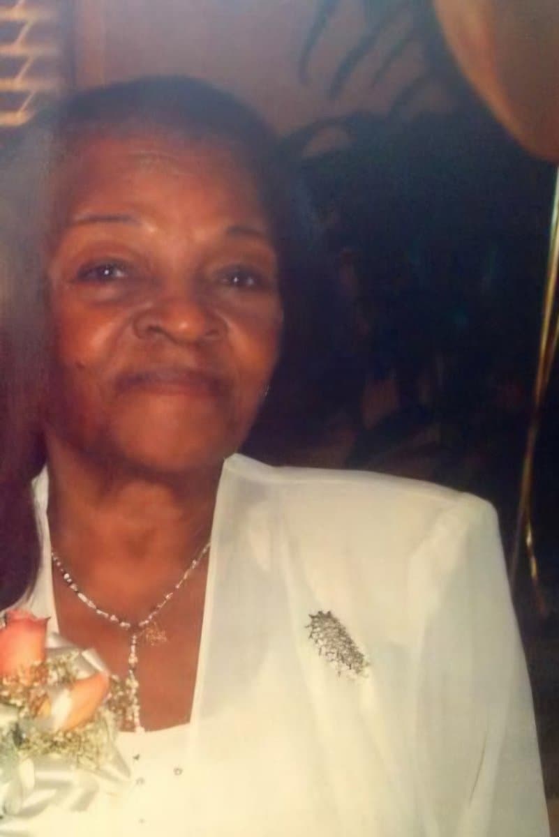 Photo of Phyllis McNaughton, mother, grandmother and great grandmother