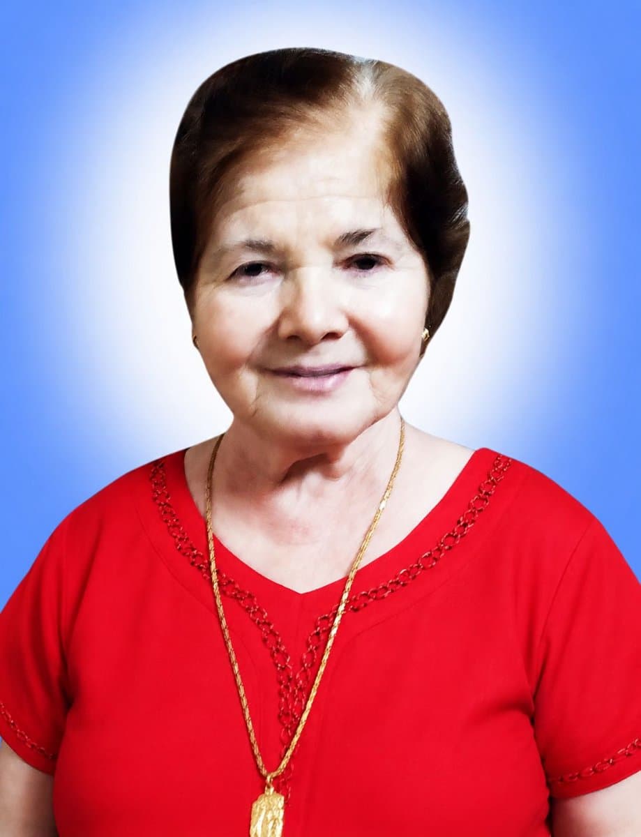 Photo of Sandra Henricks