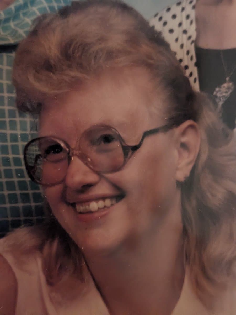 Photo of Lynn Johnson
