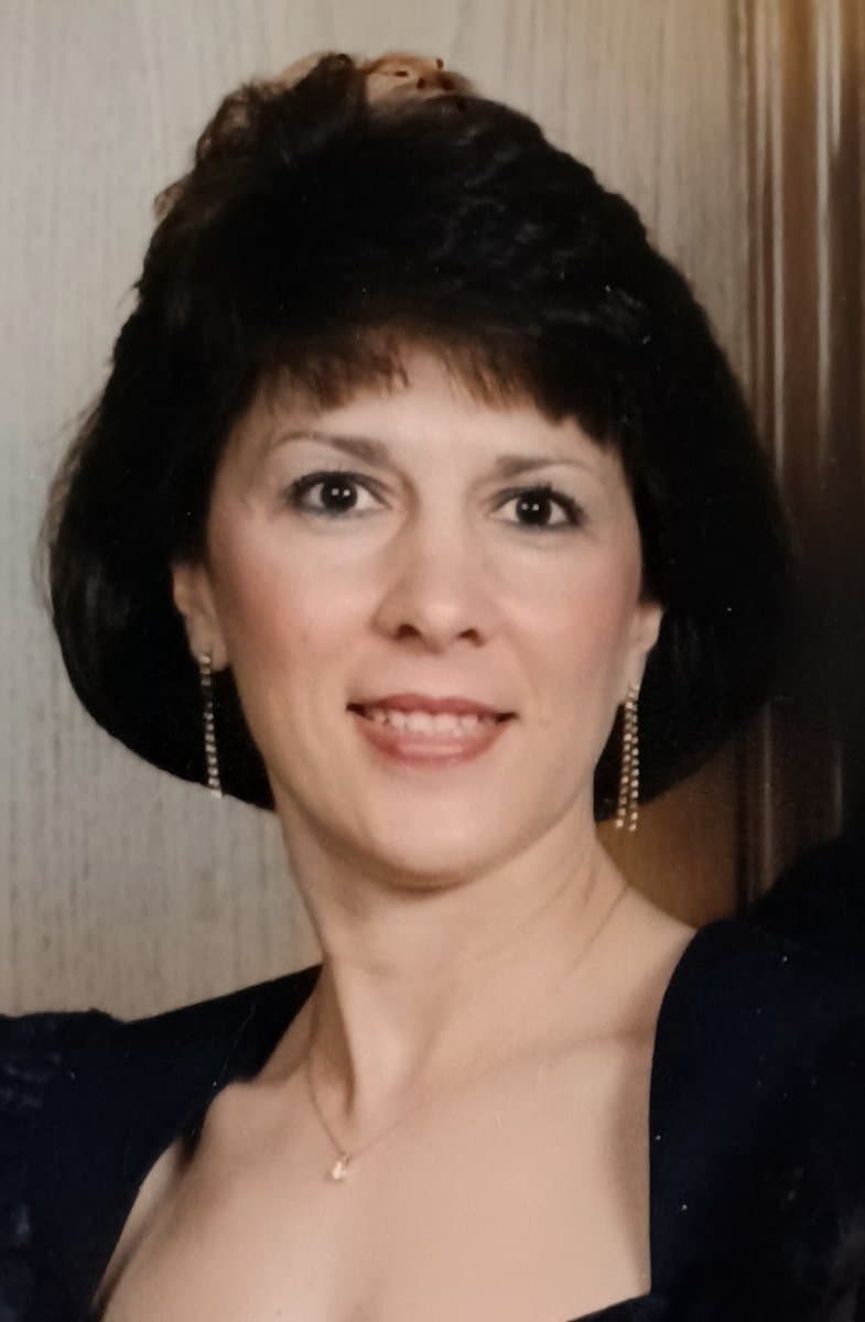 Photo of Linda Mueller Noyd