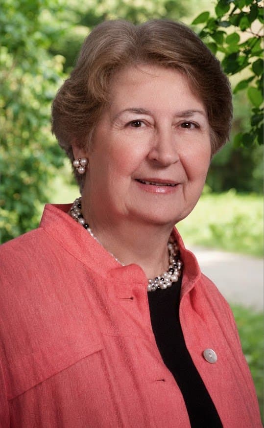 Photo of Sandy Lee Sharpe