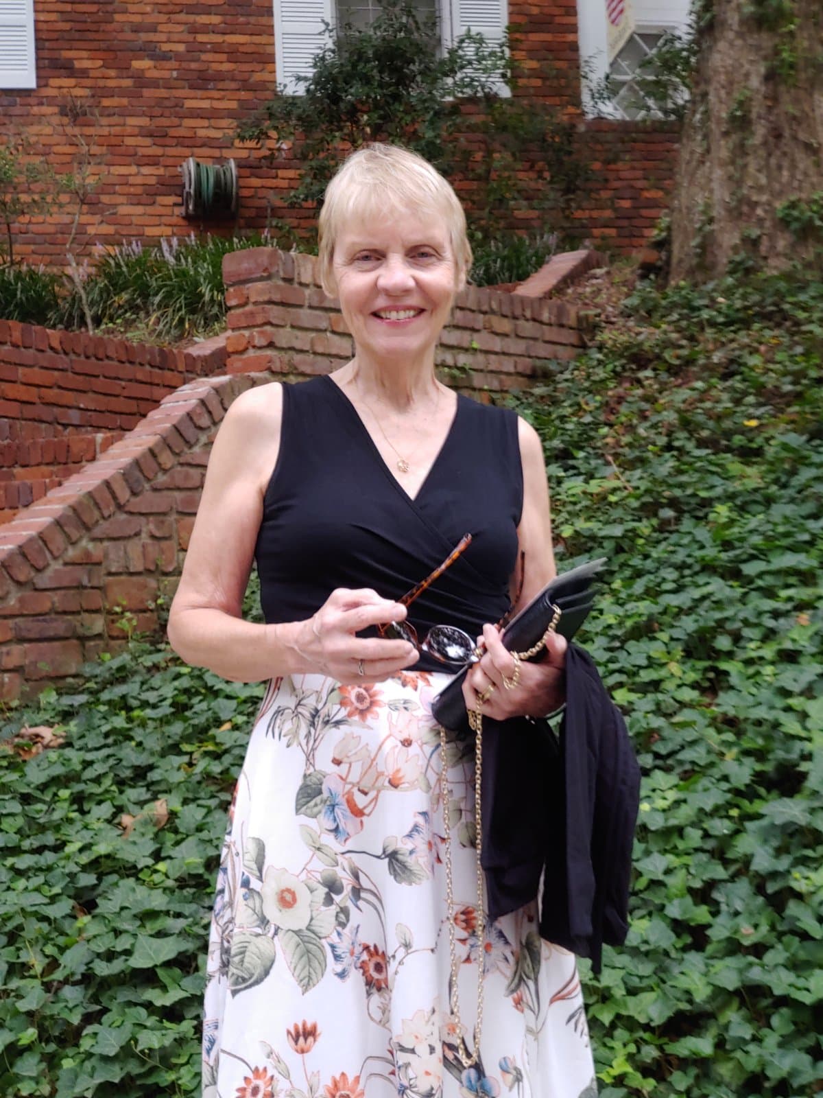 Photo of Linda S. Long