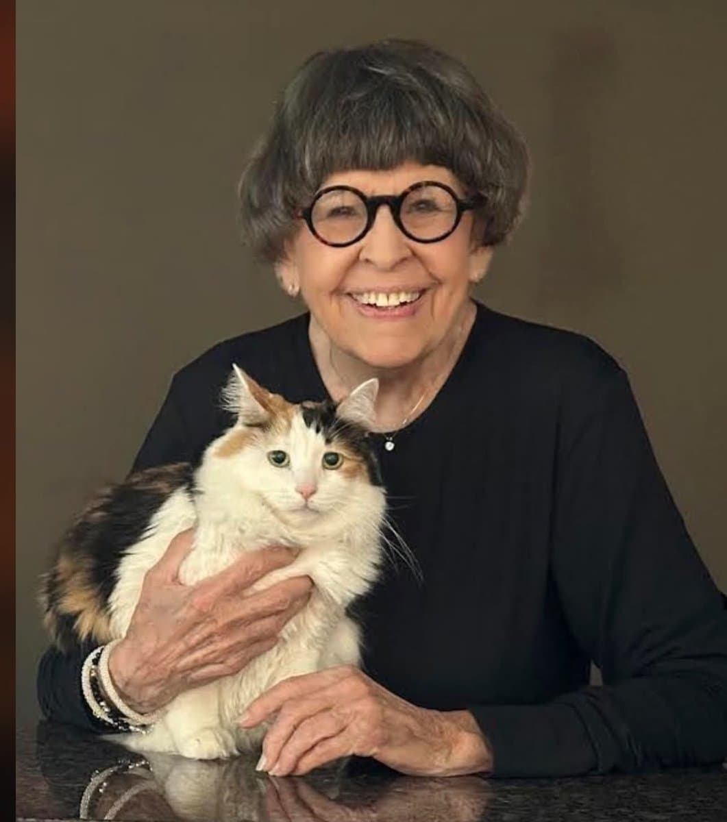 Photo of Arlene Hogue