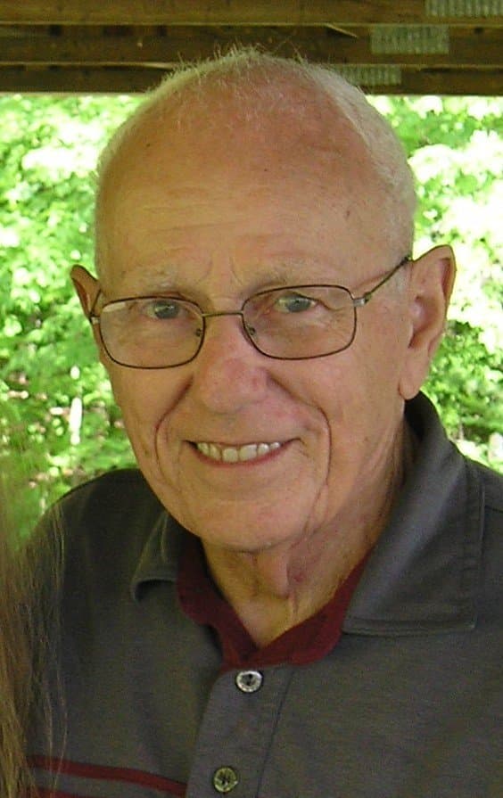 Photo of Kenneth Snavely