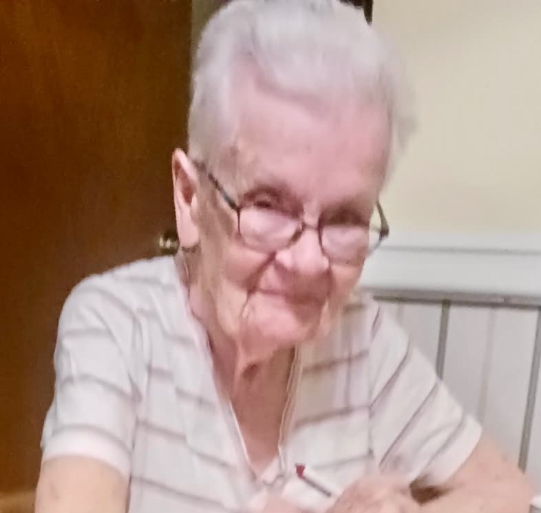 Photo of Joan Lawrence