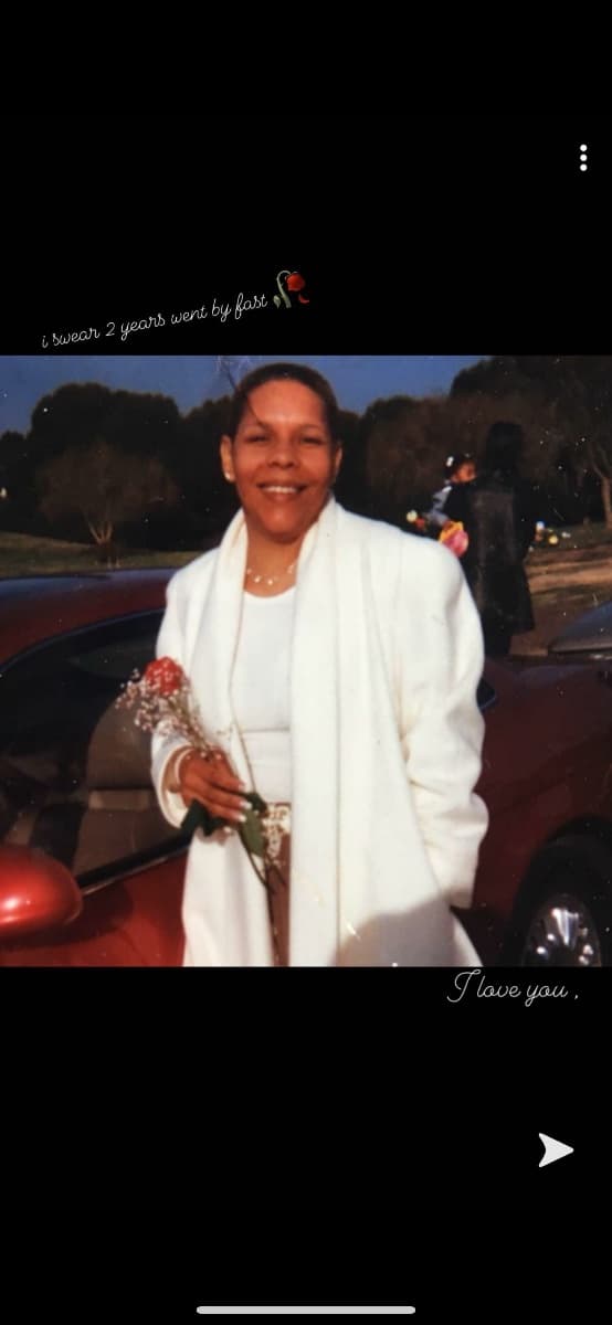 Photo of Denise Mason